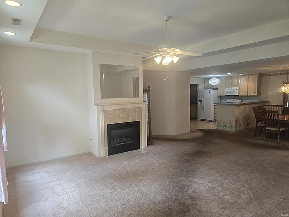 2nd image of 5178 Coventry Ln