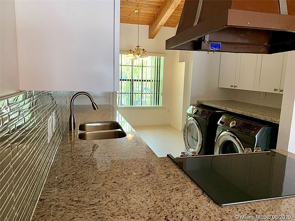 4th image of 13656 SW 102nd Ln Unit 13656