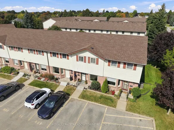 1115 Nellis St #36, Woodstock, ON N4T 1P6