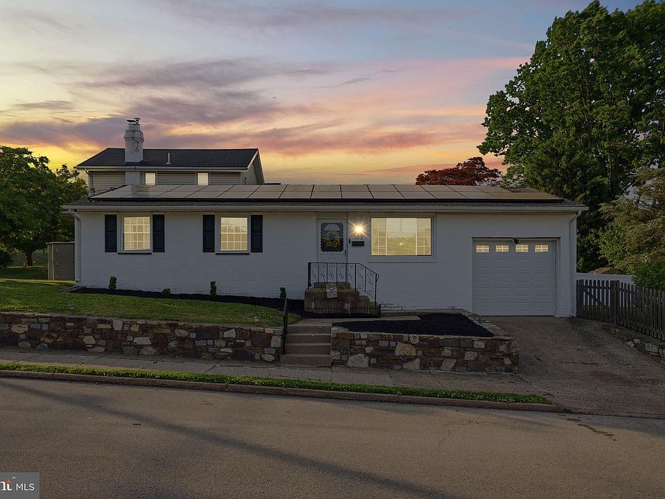 1st image of 303 Radcliffe Rd