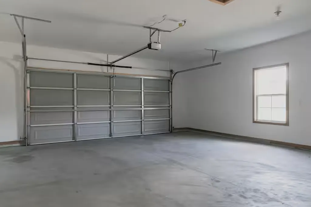 2 bed, 1400 sqft, $1,900 — Photo 3