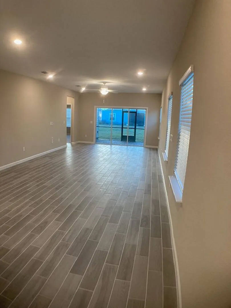 Building Photo - 570 Tynes Blvd