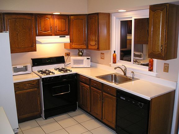 3rd image of 1243 S Mitchell Ave