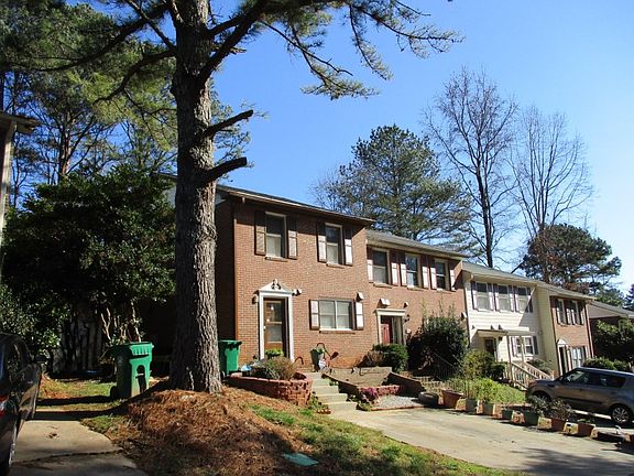 3rd image of 945 Glynn Oaks Dr