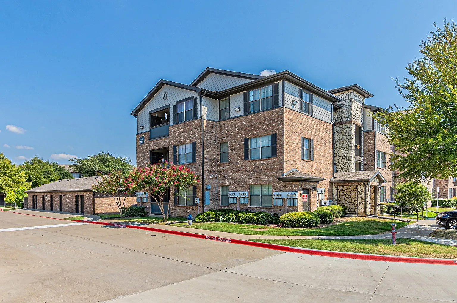 The Cesera 55+ Apartments — Photo 1