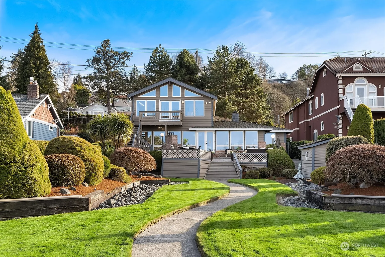 10106 Rainier Avenue S photo 1