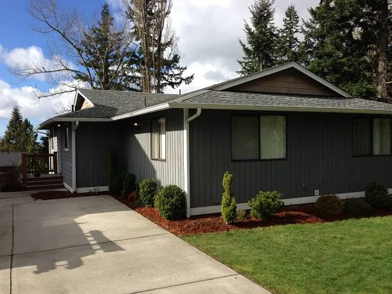 1321 Toledo St — Photo 16
