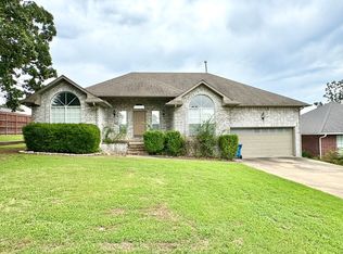 1713 Redbud Ln, McAlester, OK 74501