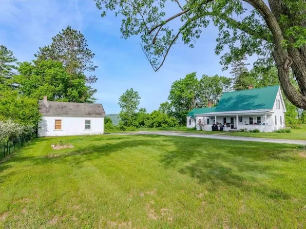 3195 Dartmouth College Highway, Haverhill, NH 03774