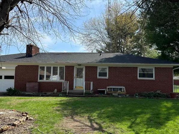 709 E Tulip Ln, Connersville, IN 47331