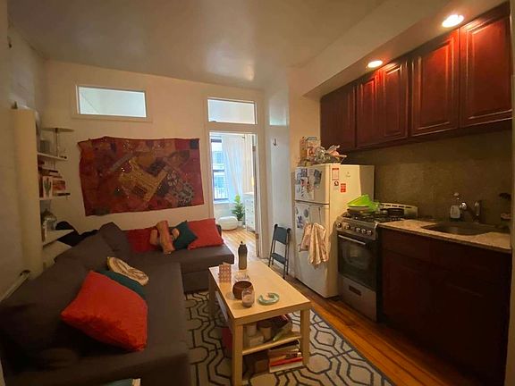 2nd image of 261 E 10th St #11