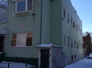 548 Pine St, Brooklyn, NY 11208