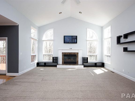 5th image of 4904 N Waterford Pl