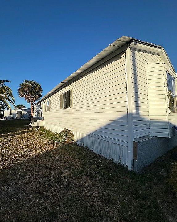 2nd image of 1372 Autumn Dr