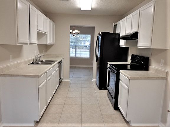 2nd image of 172 Parkside Dr