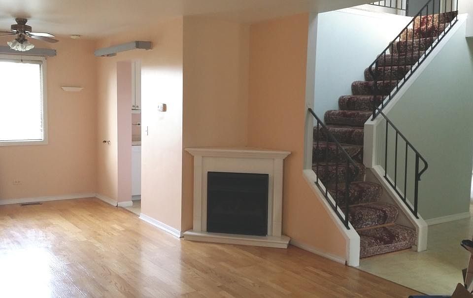 2nd image of 3000 Worcester Ln