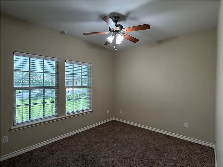 6905 Aaron Dr — Photo 18