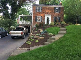 3451 Thornwood Dr, Bethel Park, PA 15102