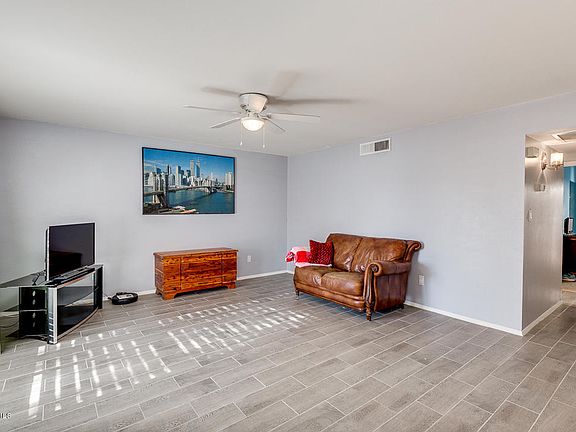 3rd image of 1725 N Date St #31