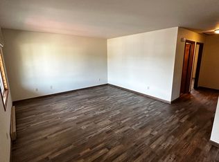 1136 Sunset Ln #3, Altoona, WI 54720