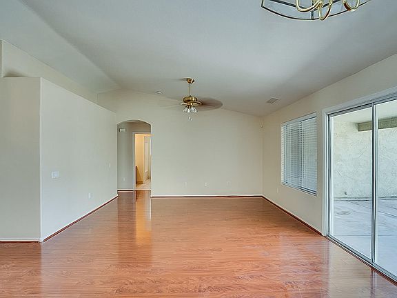 3rd image of 1675 E Carolyn Way