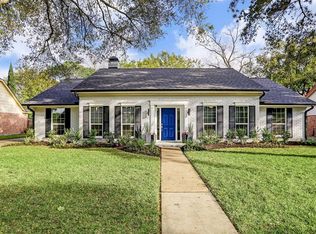 9511 Moorberry Ln, Houston, TX 77080