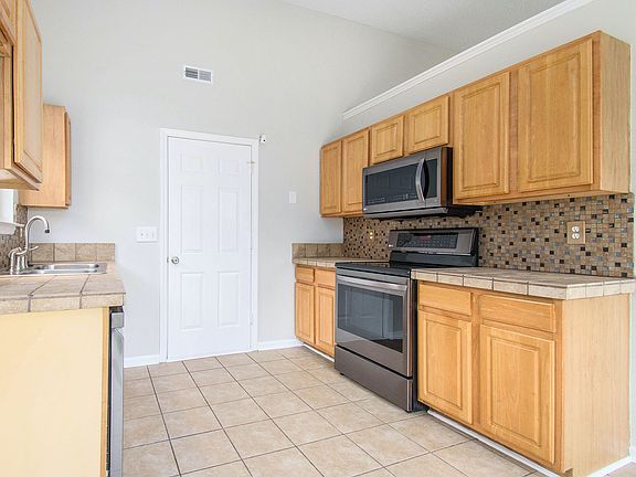 4th image of 2314 Juneberry Ct