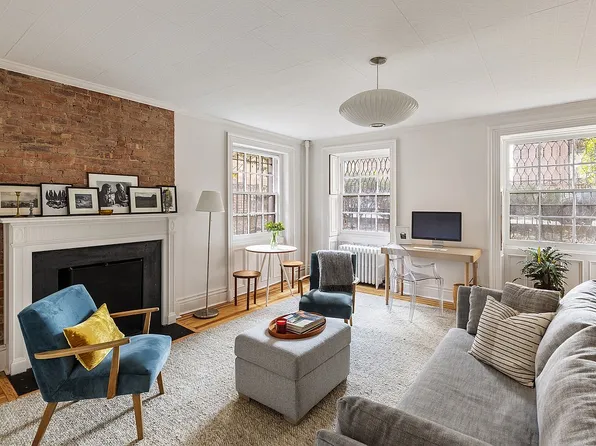 25 Remsen St APT 2, Brooklyn, NY 11201