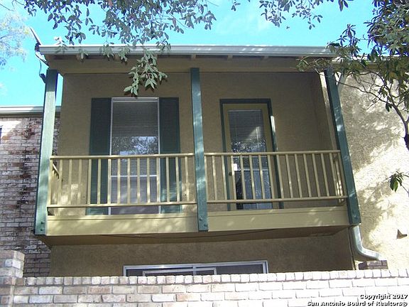 2nd image of 3678 Hidden Dr