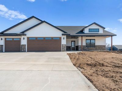 924 Red Oak St, Manchester, IA, 52057