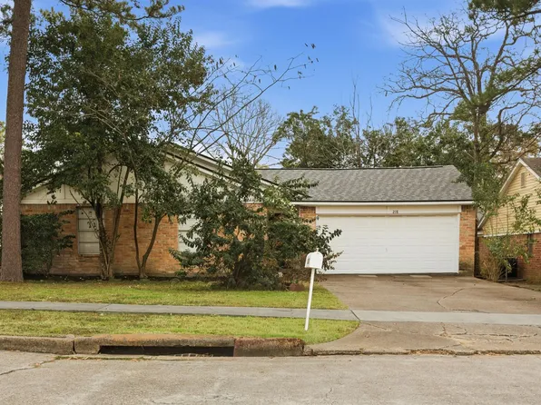 218 Oxford Dr, Conroe, TX 77303