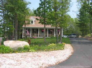 14 Oakdale Heights Ln, Wareham, MA 02571