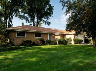 N57W15523 El Camino DRIVE, Menomonee Falls, WI 53051