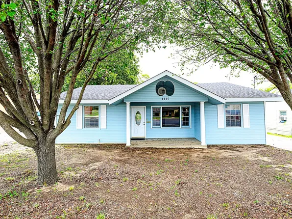 1115 Highway 59 N, Bowie, TX 76230