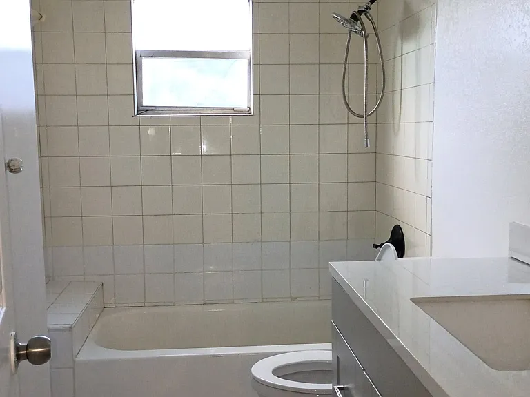 2808 Navajo Ave — Photo 9