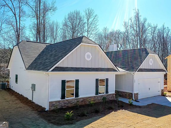 2nd image of 507 Charleston Pl