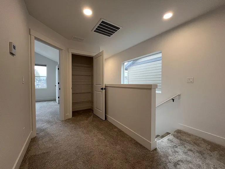 2875 S Magnolia Dr — Photo 21