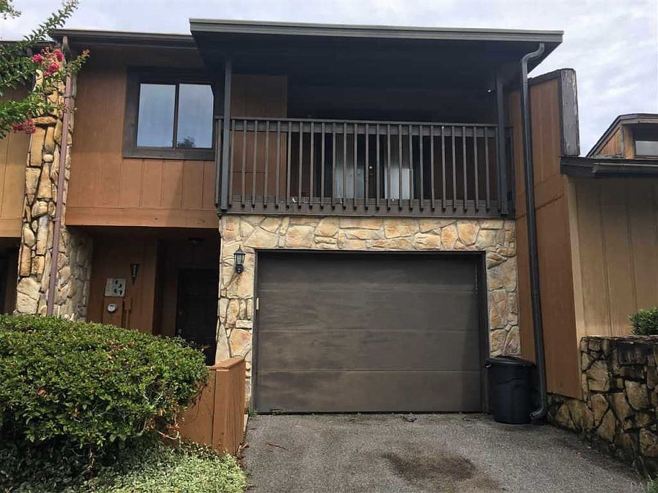 1st image of 9920 Fairway Villas Dr
