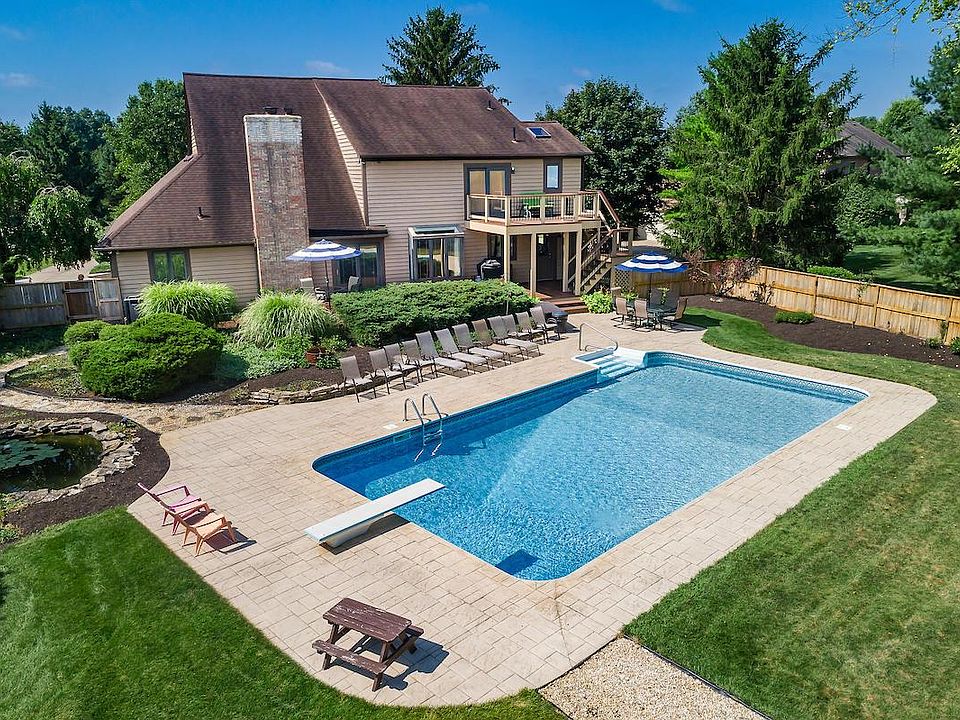 1st image of 7726 Laurelwood Dr