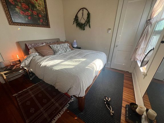 2nd image of 2298 Bellfield Ave APT 4