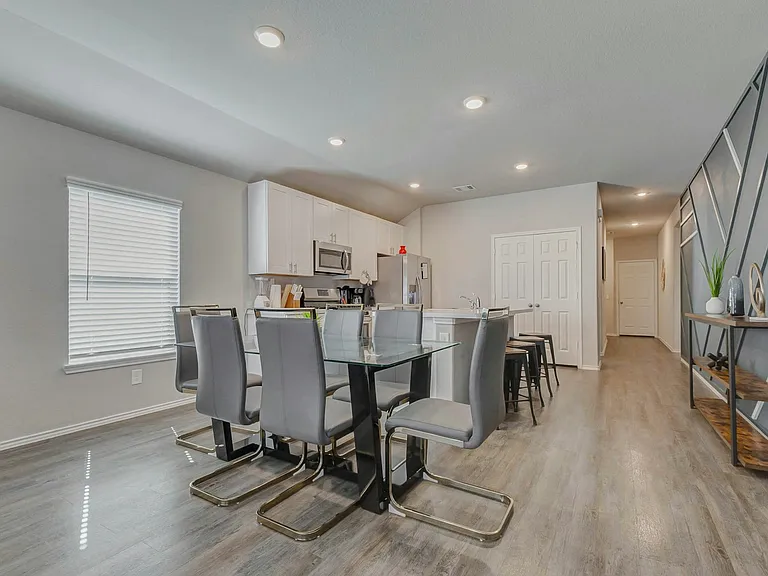 10658 Red Orchid Dr — Photo 4