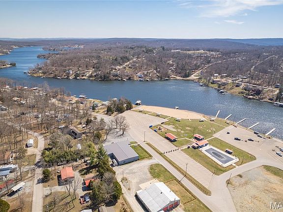 5th image of 9387 Beach Dr