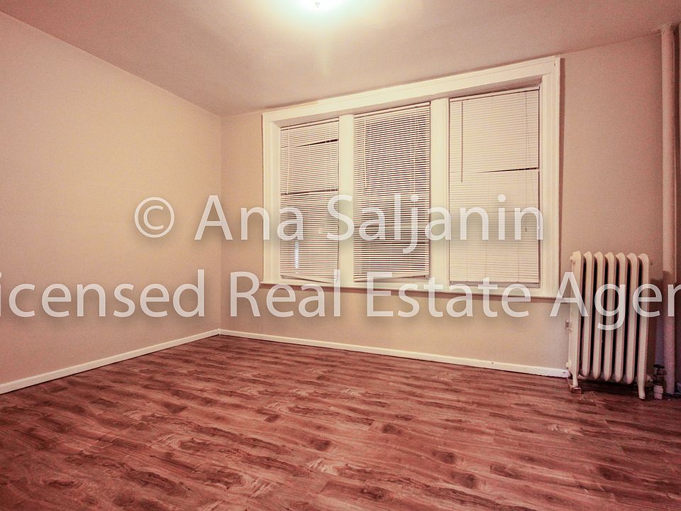 1st image of 4707 30th Ave #1