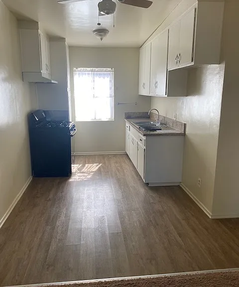 16502 Brighton Ave #7 — Photo 3
