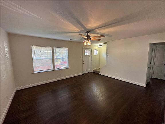 3rd image of 10236 Baltimore Ave