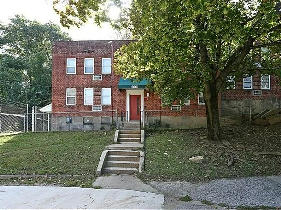 2nd image of 2601 Fairview Ave #C