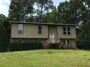 1320 E Woodshire Dr, Knoxville, TN 37922