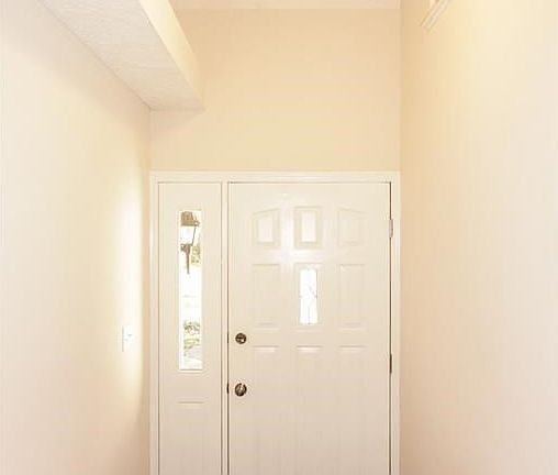3rd image of 7529 Pinesprings Dr