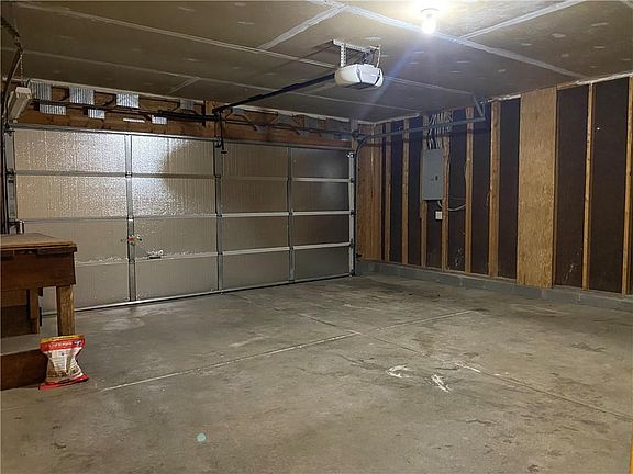 5th image of 6141 Long River Ln