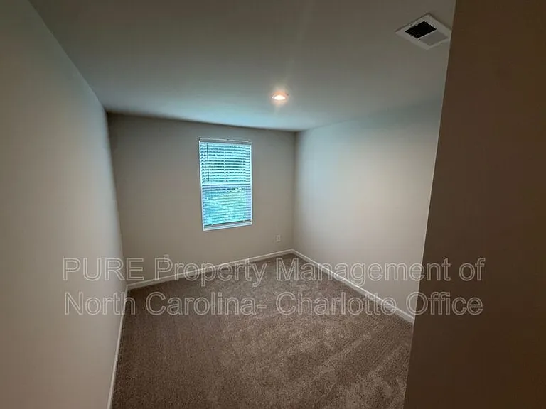 5945 Granbury Dr — Photo 27